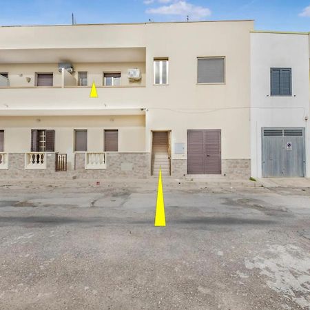 Appartamento Climatizzato In Pieno Centro Torre San Giovanni Ugento Eksteriør bilde